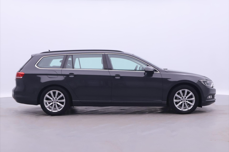 Volkswagen Passat 2,0 TDI 110kW DSG Comfort Navi
