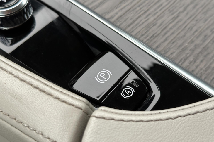 Volvo S90 2,0 B5 184kW CZ DPH