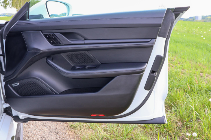 Porsche Taycan Turbo 460kW DPH CZ