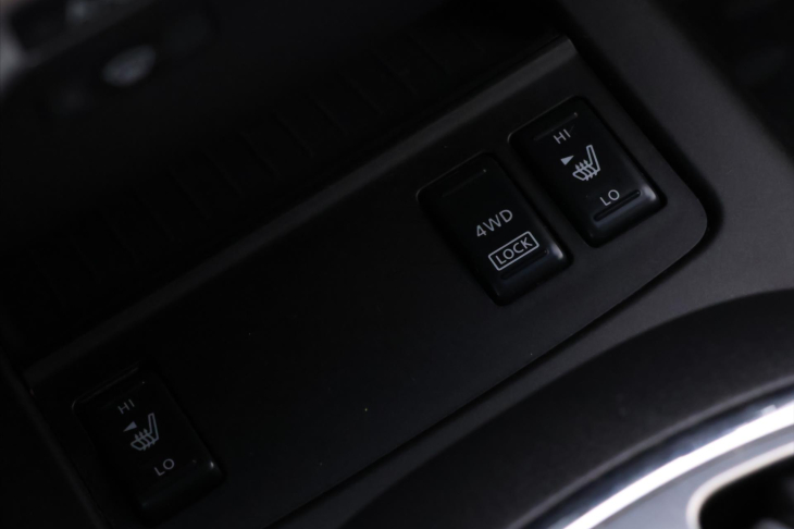 Nissan Murano 3,5 V6 188kW Aut. CZ Serv.kn.