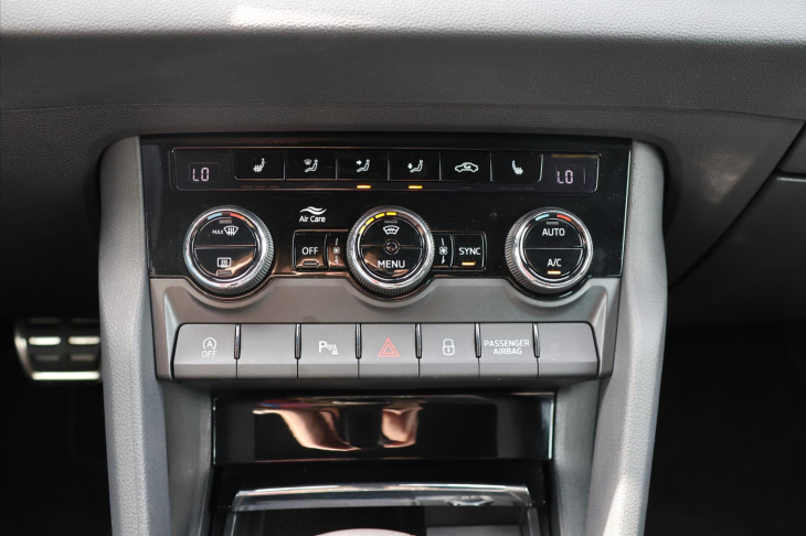 Škoda Karoq 2,0 TDI DSG Sportline 4x4 DPH