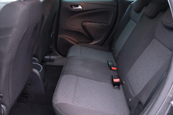 Opel Crossland X 1,5 CDTi Innovation CZ