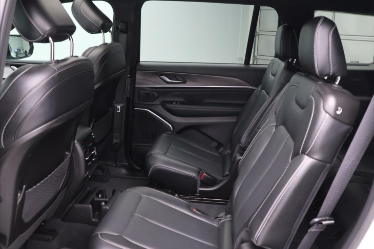 Jeep Grand Cherokee 3,6 L 216kW OverLand Long DPH
