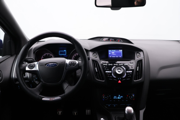 Ford Focus 2,0 EB 184kW ST Aut.klima