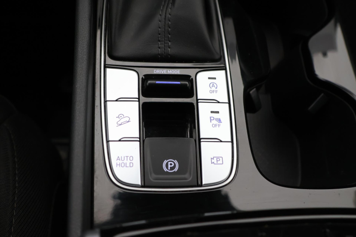 Hyundai Tucson 1,6 CRDi MHEV 100kW DCT Smart