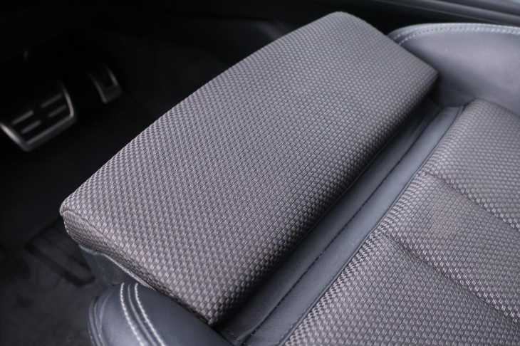 Audi A4 3,0 TDI 160kW Aut. S-Line Navi