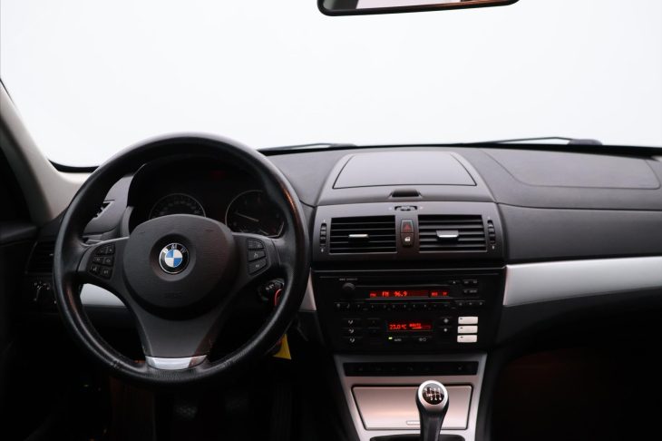 BMW X3 2,0 D xDrive 110kW Xenon Tažné