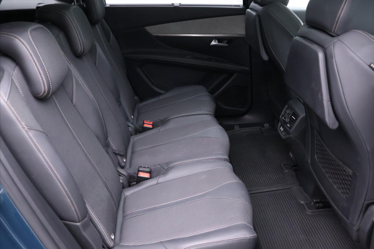 Peugeot 5008 2,0 BlueHDI 130kW CZ 1.Maj. GT