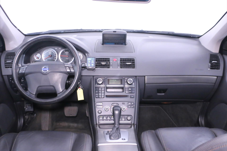 Volvo XC90 2,4 D5 136kW AWD Aut. Summum