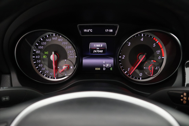 Mercedes-Benz CLA 2,1 CDI 125kW Aut. Xenon Kůže