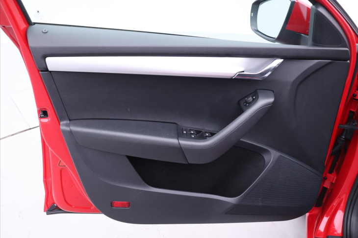 Škoda Octavia 1,0 TSI 85KW FRESH CZ