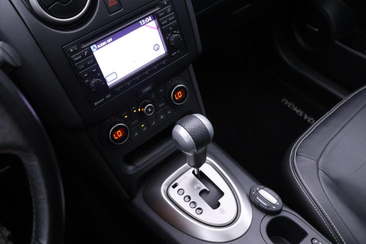 Nissan Qashqai 2,0 i 104kW Aut. Tekna Webasto