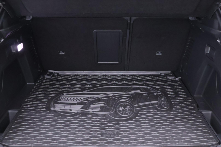 Peugeot 3008 2,0 HDI 130 kW CZ Kůže GT