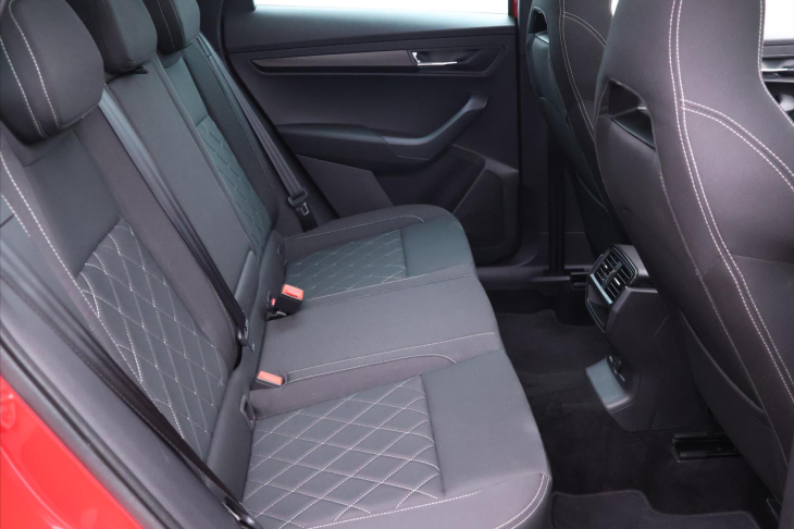 Škoda Karoq 1,5 TSI DSG Sportline 1Maj DPH