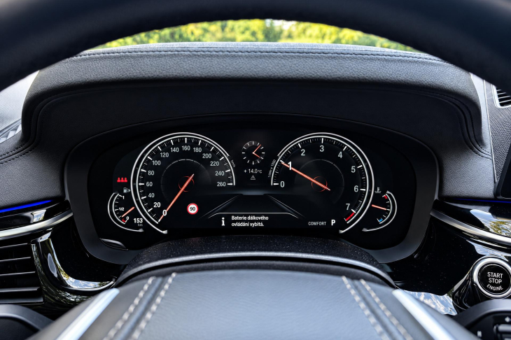 BMW Řada 5 2,0 530i xDrive Luxury Line