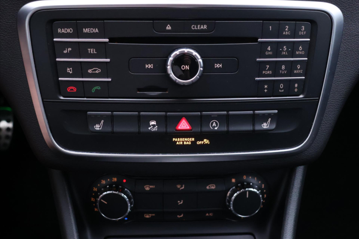 Mercedes-Benz CLA 2,0 45 AMG 280kW 4Matic H&K