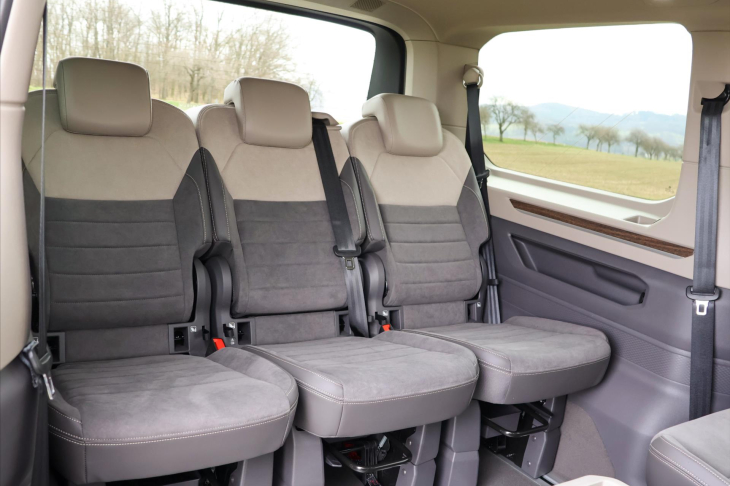 Volkswagen Multivan 2,0 TDI DSG Long Style 7-Míst