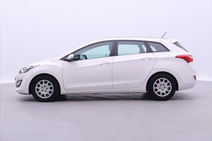 Hyundai i30 1,6 CRDi 81 kW Tažné Aut.klima