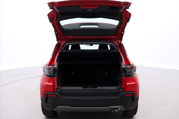 Jeep Avenger 1,2 74kW CZ e-Hybrid Longitude