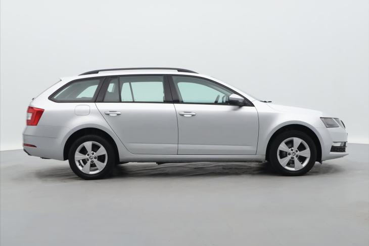 Škoda Octavia 1,6 TDI 85kW Ambition 4x4 CZ