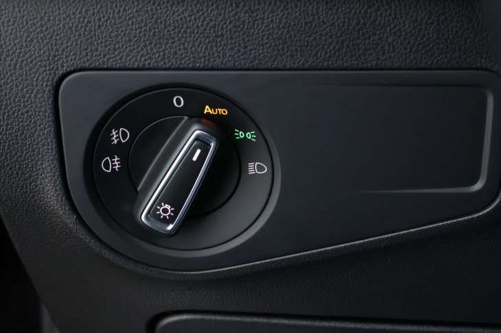 Volkswagen Tiguan Allspace 2,0 TDI DSG 4M R-Line Black DPH