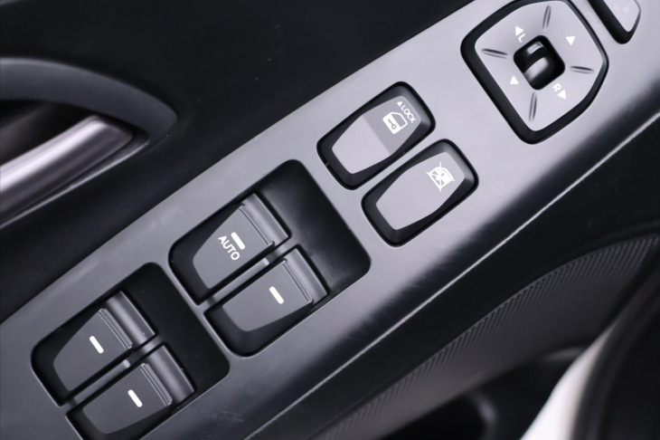 Hyundai ix35 2,0 GDI 122kW 4WD CZ Trikolor