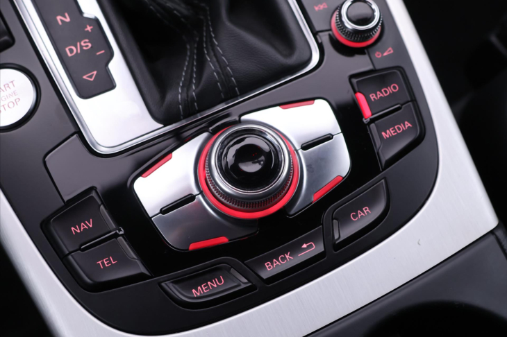 Audi A4 3,0 TDI 180kW quattro S-Line