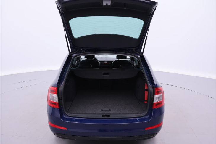 Škoda Octavia 1,4 TSI DSG Elegance+ Xenon