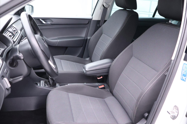 Škoda Rapid 1,2 TSI 81kW Aut.klima Xenon CZ