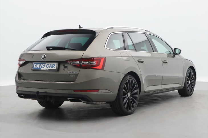 Škoda Superb 2.0 TSI 206kW DSG CZ L&K