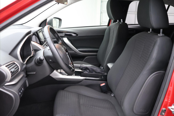 Mitsubishi Eclipse Cross 1,5 T-Mivec 120kW CZ CVT