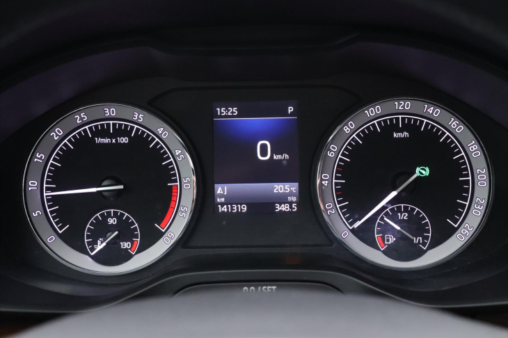 Škoda Kodiaq 2,0 TDI DSG 4x4 7-Míst Scout