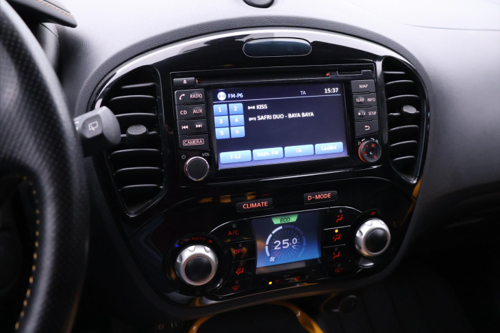 Nissan Juke 1,6 i N-Connecta 86kW CZ 1.Maj