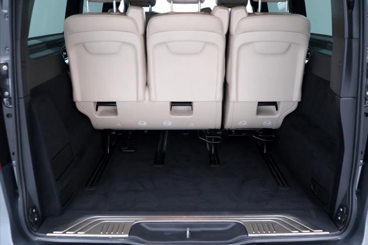 Mercedes-Benz Třídy V 2,0 300d 176kW CZ DPH 7-Míst 4x4