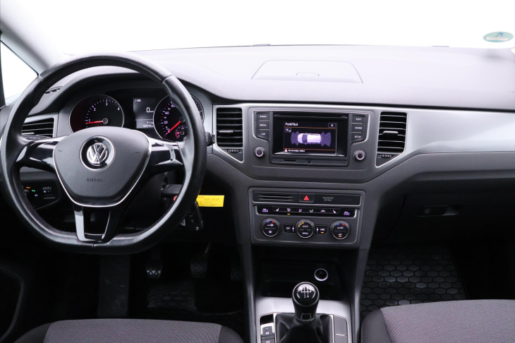 Volkswagen Golf Sportsvan 1,6 TDI 81kW Aut.klima Tažné