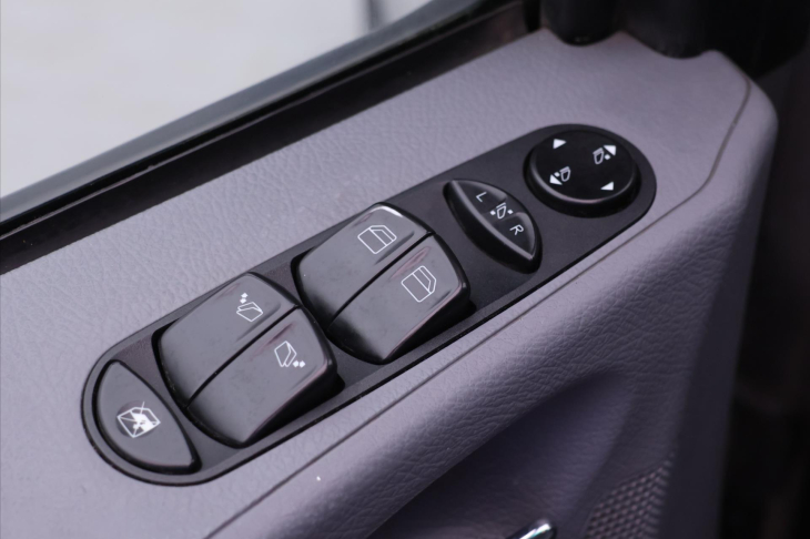 Mercedes-Benz Viano 3,0 V6 150kW Automat