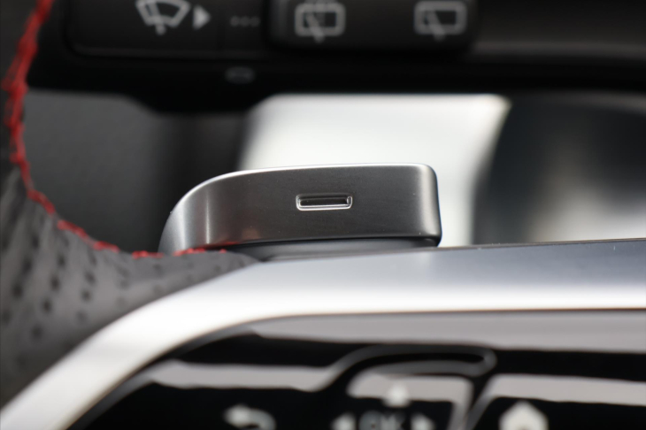 Mercedes-Benz GLB 2,0 200d 4MATIC AMG Premium