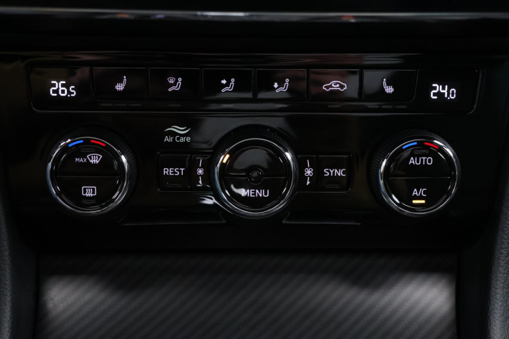 Škoda Superb 2,0 TDI 110kW SportLine Combi DSG