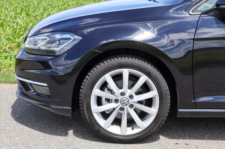 Volkswagen Golf 1,0 TSI 81kW CZ Comfort LED
