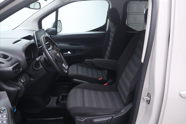 Opel Combo 1,2 Turbo 96 kW S/S AT8 Enjoy