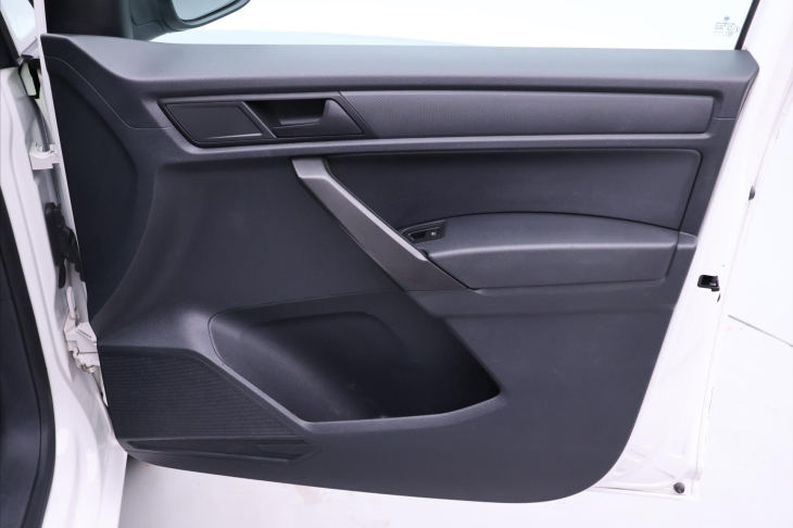 Volkswagen Caddy 2,0 TDI 75kW MAXI DPH CZ