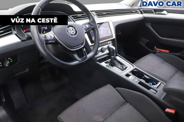 Volkswagen Passat 2,0 TDI DSG matrix pano TZ ACC