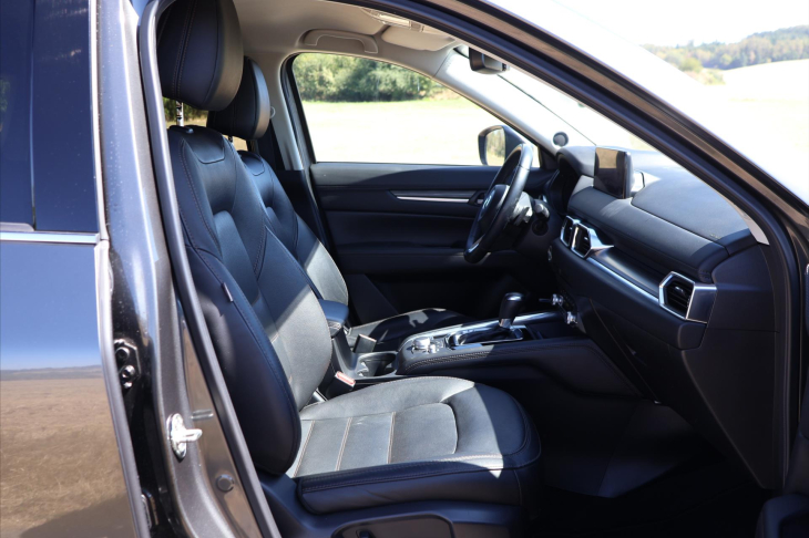 Mazda CX-5 2,5 G194 Aut. AWD Top DPH CZ