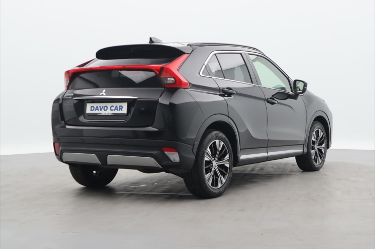 Mitsubishi Eclipse Cross 1,5 T-Mivec 120kW LED Kůže