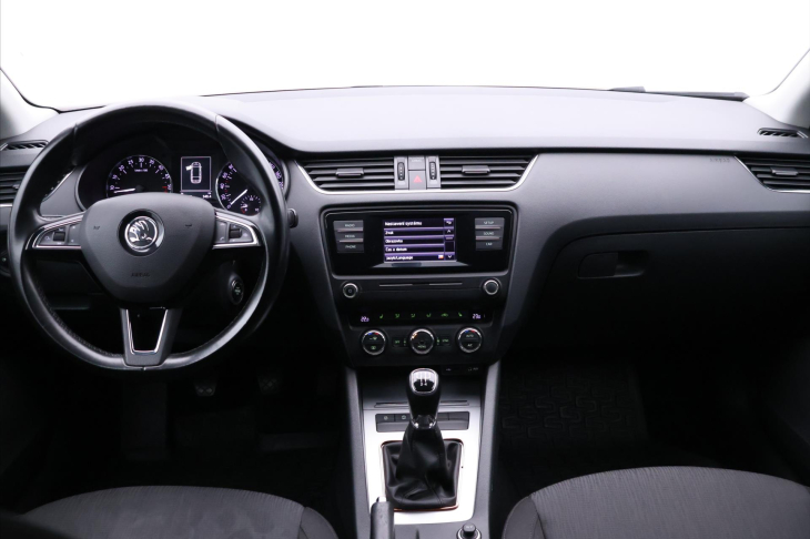 Škoda Octavia 1,6 TDI 81kW Style CZ DPH