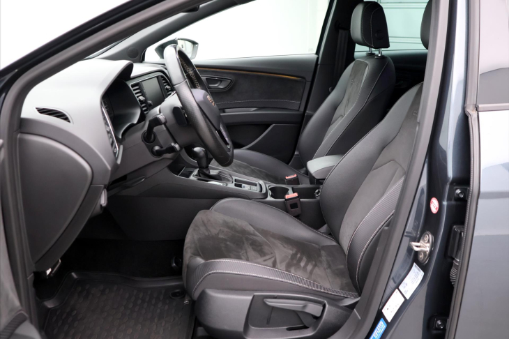Seat Leon 2,0 TSI Cupra 221kW 4Drive DSG