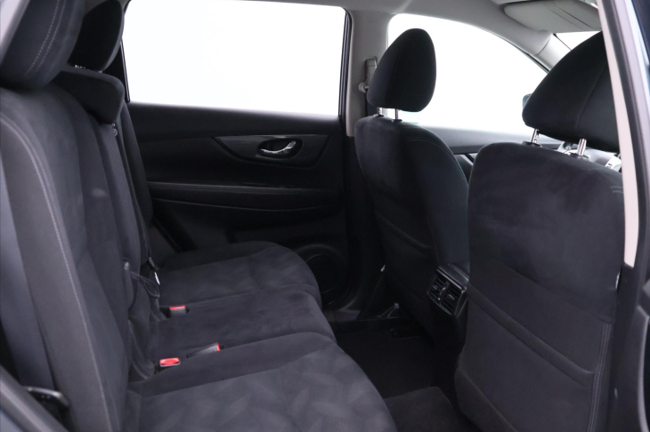 Nissan X-Trail 1,6 dCI 96kW CZ Acenta Navi