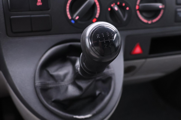 Volkswagen Transporter 2,0 TDI 62kW Tažné zařízení