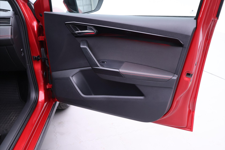 Seat Arona 1,5 TSI FR 110kW EVO CZ