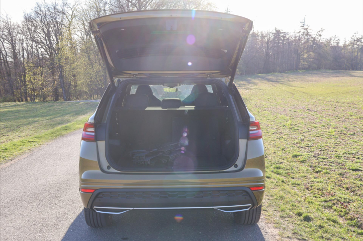 Škoda Kodiaq 2,0 TDI DSG 4x4 Sportline 7-Míst